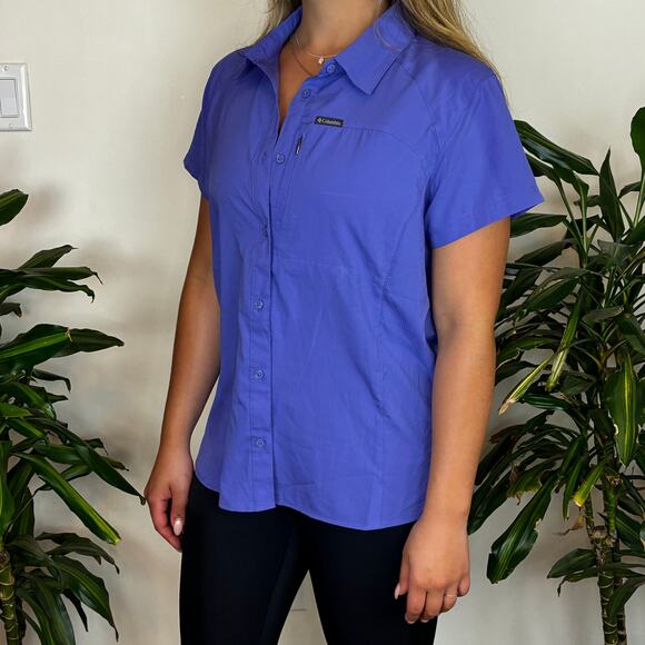 Columbia Activewear Button Up Shirt - Picture 2 of 6
